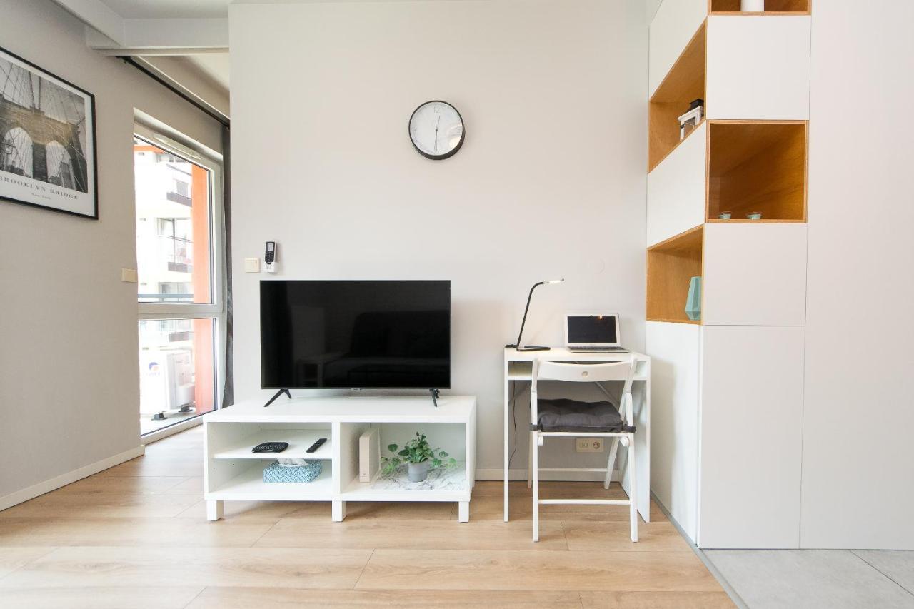 Main Trainstation One Bedroom Ac P4You Pl Krakau Exterior foto